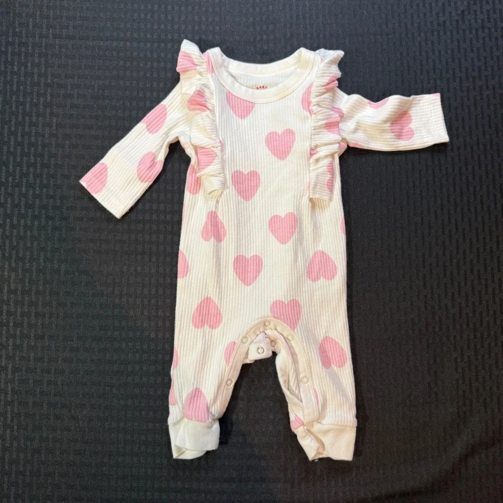 Cat Jack‎ Baby Girl Romper White Pink Hearts Ruffle Sleeve Valentines 0-3 Months